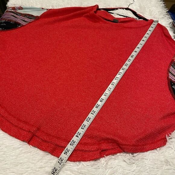 Free People Thermal Blouse in Red Blossom Large - Picture 5 of 7